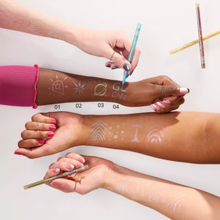 Essence Lápis de Olhos Meta Glow - Chromalicious