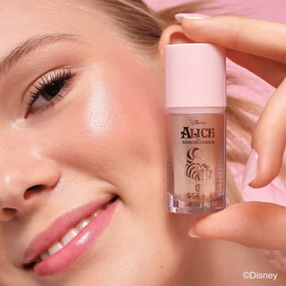 Essence Alice in Wonderland Iluminador – Grin & Glow