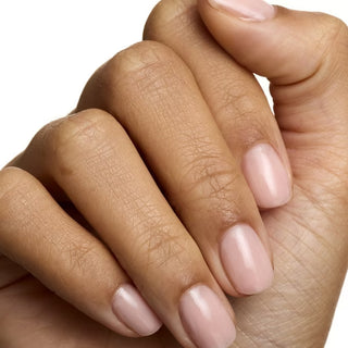 Essence Verniz Gel Nail Colour - Sheer Me Out