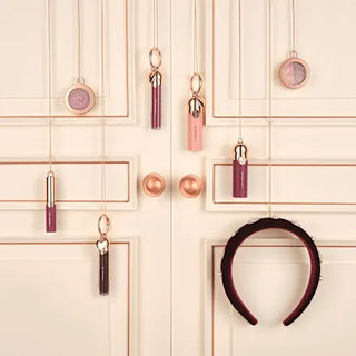 Catrice Holly Glazing Liquid Blush –  Blushin’ Through the Snow