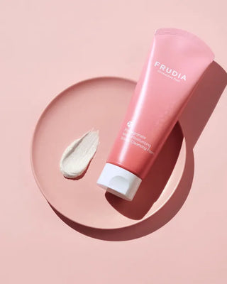 Frudia Pomegranate Espuma de Limpeza Nutri-Hidratante 145mL – Nutrição & Limpeza