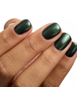 Essence Verniz Gel Nail Colour - Emerald Energy