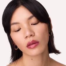 Catrice Glass Like Gloss em Stick – Talk Hibiscus To Me