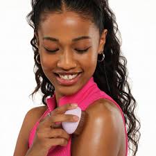 Essence Kabuki Brush – Aplicação Uniforme