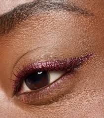 Essence Colour it! Liquid Eyeliner – Dark Cherry