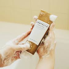 SKIN1004 Madagascar Centella Ampoule Foam 125mL – Espuma Purificante