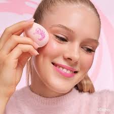 Essence Alice in Wonderland Esponja de Maquilhagem – Texturas Líquidas & Cremosas