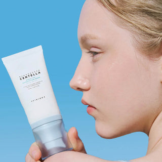 SKIN1004 Madagascar Centella Hyalu-Cica Water-Fit Sun Serum SPF50+ PA++++ 50mL – Proteção & Hidratação