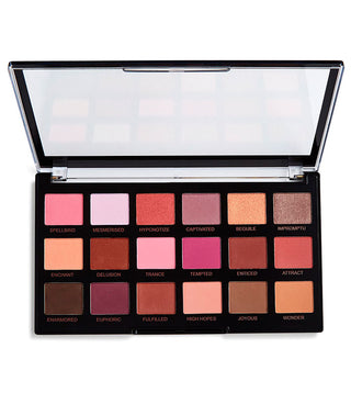 Revolution Pro Paleta de sombras Regeneration - Entranced